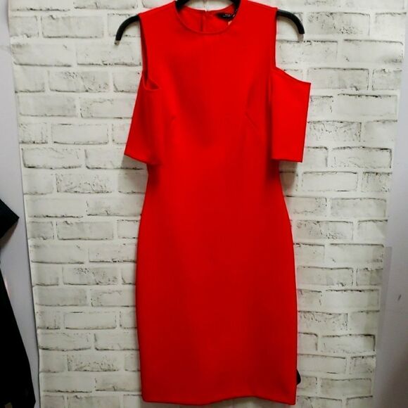 Zara woman dress  - Picture 1 of 3